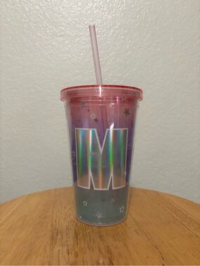 M tumbler cup with straw